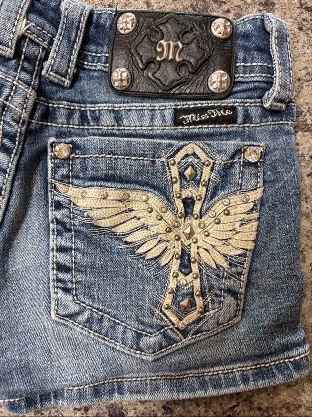 Miss Me Short - Picture 3 of 5